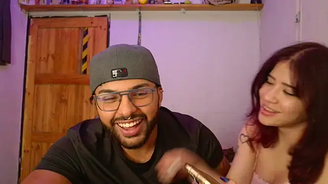 LYNN N SAMUEL online show from 15, 4, 2026