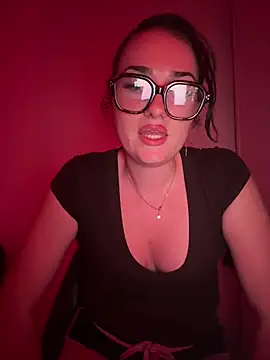 Claraaaaa06 online show from 21, 4, 2026