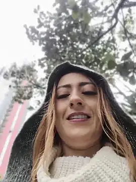 Emma Reyes online show from 16, 4, 2026