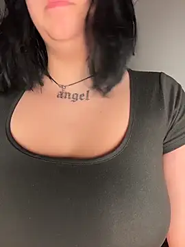 Snapshot of Encore_Angel chatting on 17, 4, 2026 Encore Angel online show from 17, 4, 2026
