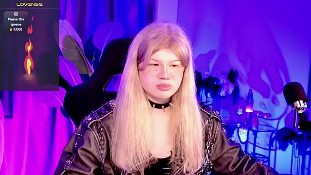 LilithNlsn online show from 2, 4, 2026