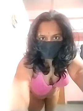 Miss-Dolly07 online show from 8, 3, 2026