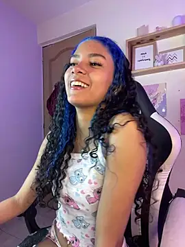 Franchezcaa  online show from 9, 5, 2026