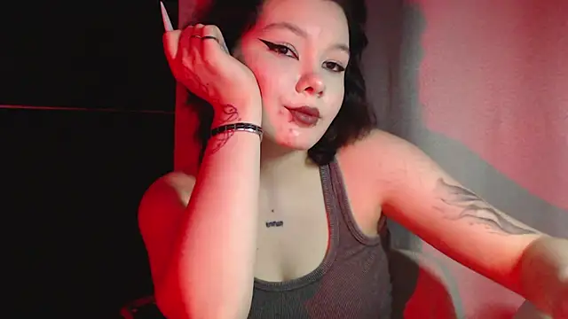 Snapshot of Robin_harrington chatting on 3, 3, 2026 Robin harrington online show from 3, 3, 2026