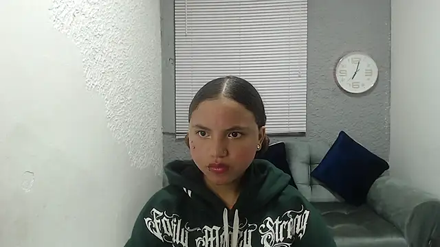 kimmyfuckass online show from 30, 3, 2026