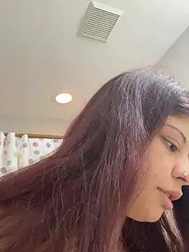 Snapshot of rubie_roja chatting on 3, 8, 2026 rubie roja online show from 3, 8, 2026