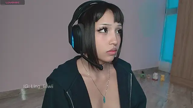 Snapshot of ling_meow chatting on 31, 7, 2026 ling meow online show from 31, 7, 2026