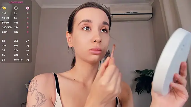 LaceyLettman online show from 15, 4, 2026