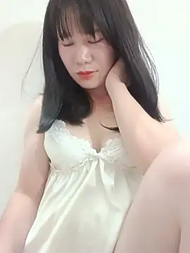 Snapshot of Bondgirl_9 chatting on 2, 8, 2026 Bondgirl 9 online show from 2, 8, 2026