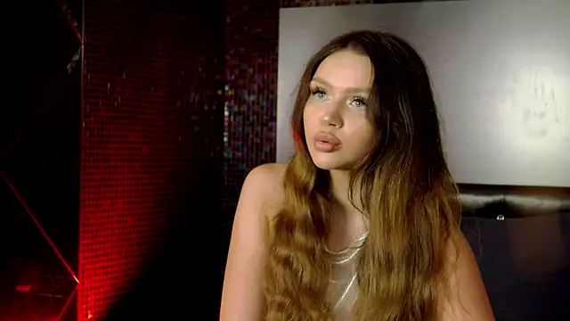 Snapshot of MelanieSutton chatting on 27, 7, 2026 MelanieSutton online show from 27, 7, 2026