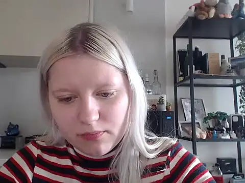 Snapshot of LenaSecret19 chatting on 7, 5, 2026 LenaSecret19 online show from 7, 5, 2026