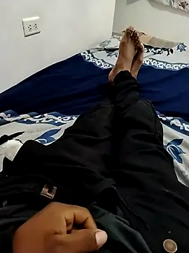 Snapshot of loucer chatting on 3, 3, 2026 loucer online show from 3, 3, 2026