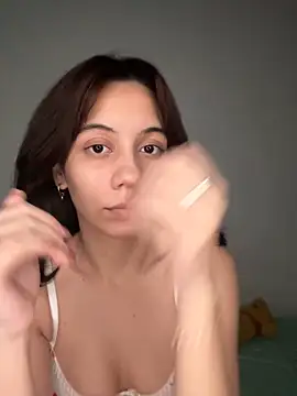 Nicole Cute04 online show from 10, 4, 2026