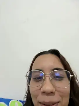 Snapshot of Nicole_Cute04 chatting on 12, 7, 2026 Nicole Cute04 online show from 12, 7, 2026