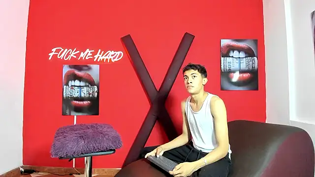 SKYN MAN online show from 12, 3, 2026