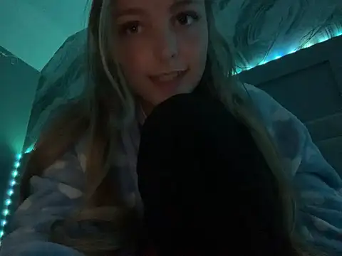 LusciousLailax online show from 2, 4, 2026