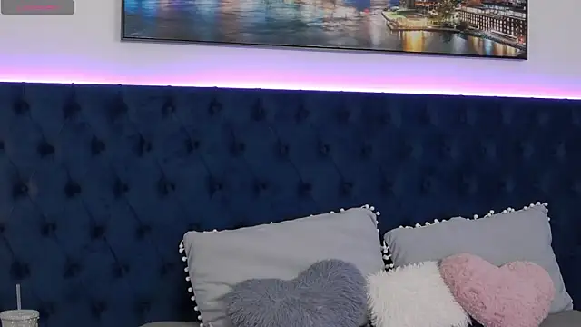 VenusSinclairr online show from 18, 3, 2026