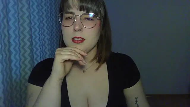 ClaraHard online show from 13, 4, 2026