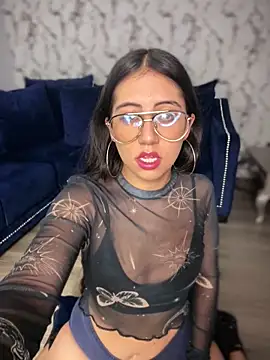 Lunaliaa  online show from 14, 3, 2026