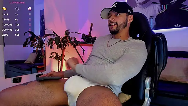 Snapshot of NikoHank_ chatting on 29, 7, 2026 NikoHank online show from 29, 7, 2026