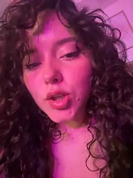 Snapshot of Ally_belle chatting on 12, 6, 2026 Ally belle online show from 12, 6, 2026