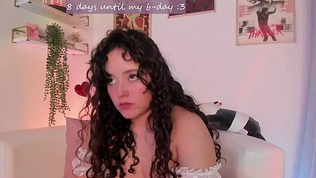 Snapshot of Ally_belle chatting on 23, 7, 2026 Ally belle online show from 23, 7, 2026