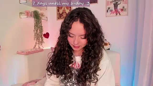 Snapshot of Ally_belle chatting on 24, 7, 2026 Ally belle online show from 24, 7, 2026