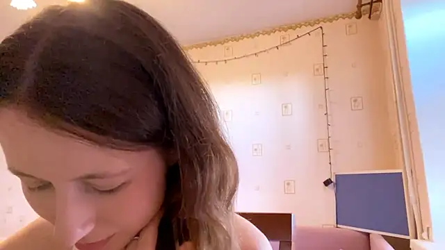 Snapshot of AlesiaGurevich chatting on 31, 7, 2026 AlesiaGurevich online show from 31, 7, 2026