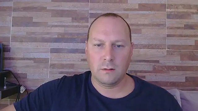 Snapshot of lustonfan chatting on 14, 5, 2026 lustonfan online show from 14, 5, 2026