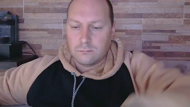 Snapshot of lustonfan chatting on 3, 7, 2026 lustonfan online show from 3, 7, 2026