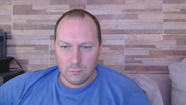 Snapshot of lustonfan chatting on 29, 7, 2026 lustonfan online show from 29, 7, 2026