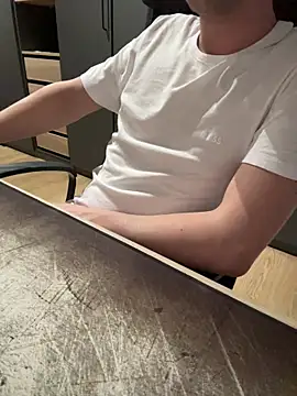 Nira16 online show from 14, 3, 2026