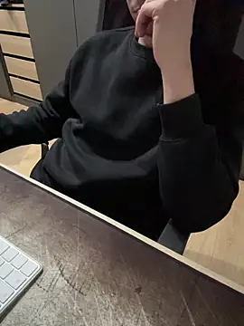 Nira16 online show from 13, 4, 2026