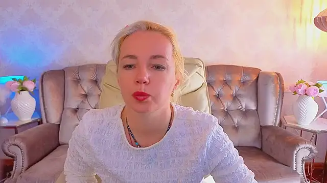 Snapshot of Alaska_Si chatting on 6, 5, 2026 Alaska Si online show from 6, 5, 2026
