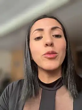 Snapshot of SamanthaWalker_ chatting on 23, 6, 2026 SamanthaWalker online show from 23, 6, 2026