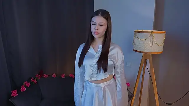 Snapshot of CatrinaLuk chatting on 9, 3, 2026 CatrinaLuk online show from 9, 3, 2026