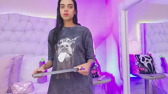 MeganRoseh online show from 10, 5, 2026