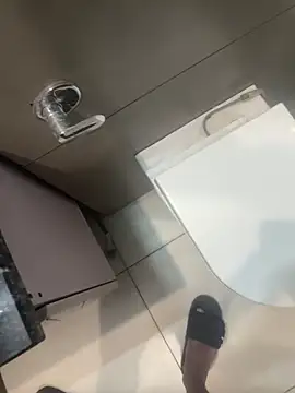 Vibrator2509 online show from 19, 4, 2026