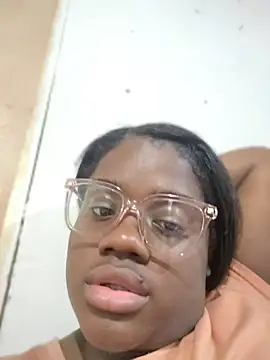 YourLiaa  online show from 29, 3, 2026