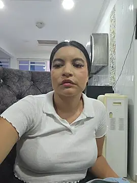 Pretty Julieta online show from 7, 4, 2026