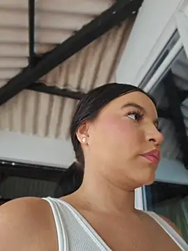 Pretty Julieta online show from 25, 5, 2026