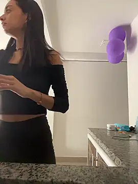 leilani X online show from 20, 5, 2026