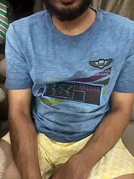 Snapshot of devikabinu1 chatting on 5, 3, 2026 devikabinu1 online show from 5, 3, 2026