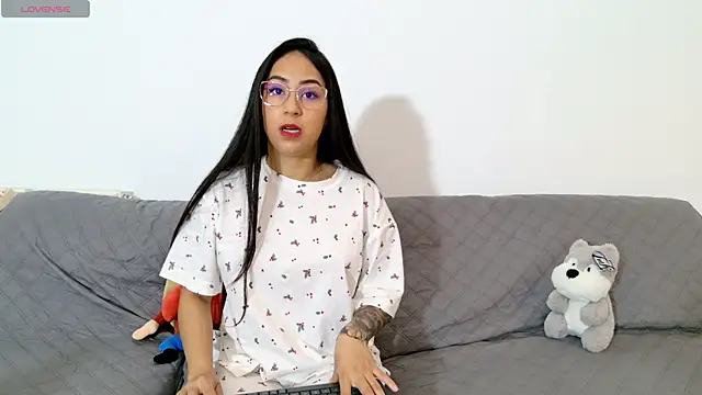 Snapshot of vanessaadol chatting on 3, 5, 2026 vanessaadol online show from 3, 5, 2026