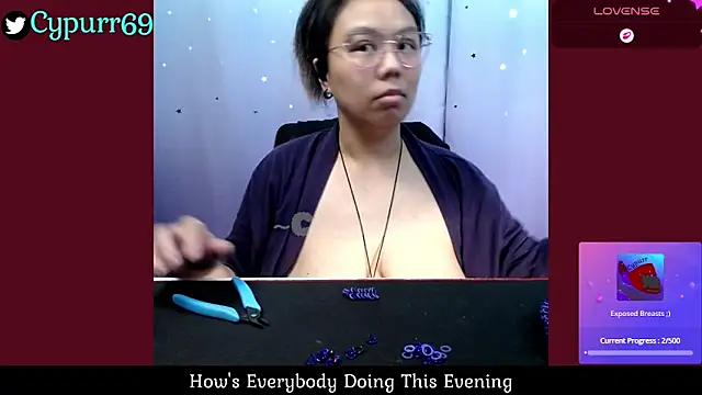 Snapshot of Cypurr chatting on 10, 6, 2026 Cypurr online show from 10, 6, 2026