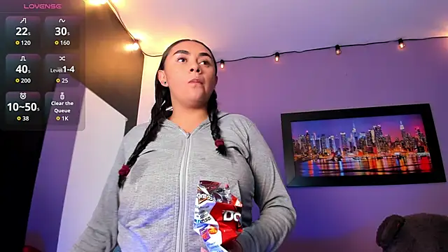 Lucyy tits online show from 17, 6, 2026