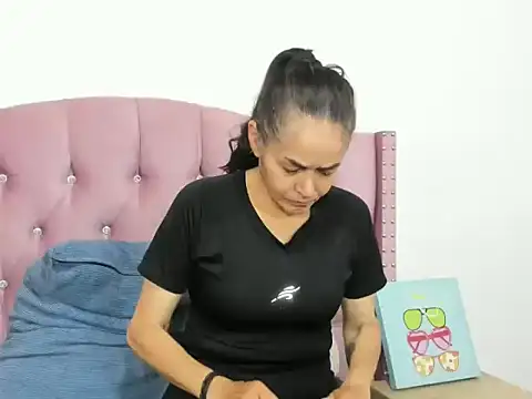 Liz Grettel online show from 27, 3, 2026