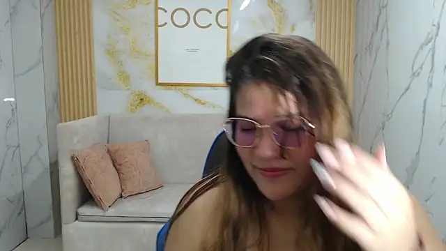 lucero s1 online show from 24, 3, 2026