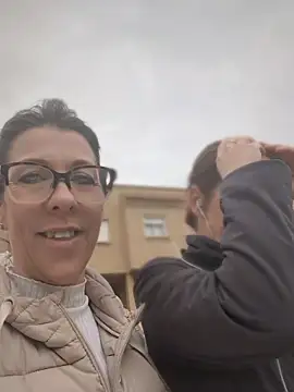 Snapshot of ManuelaX chatting on 2, 3, 2026 ManuelaX online show from 2, 3, 2026