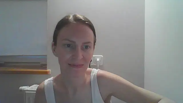 Snapshot of AnnaTight chatting on 4, 7, 2026 AnnaTight online show from 4, 7, 2026